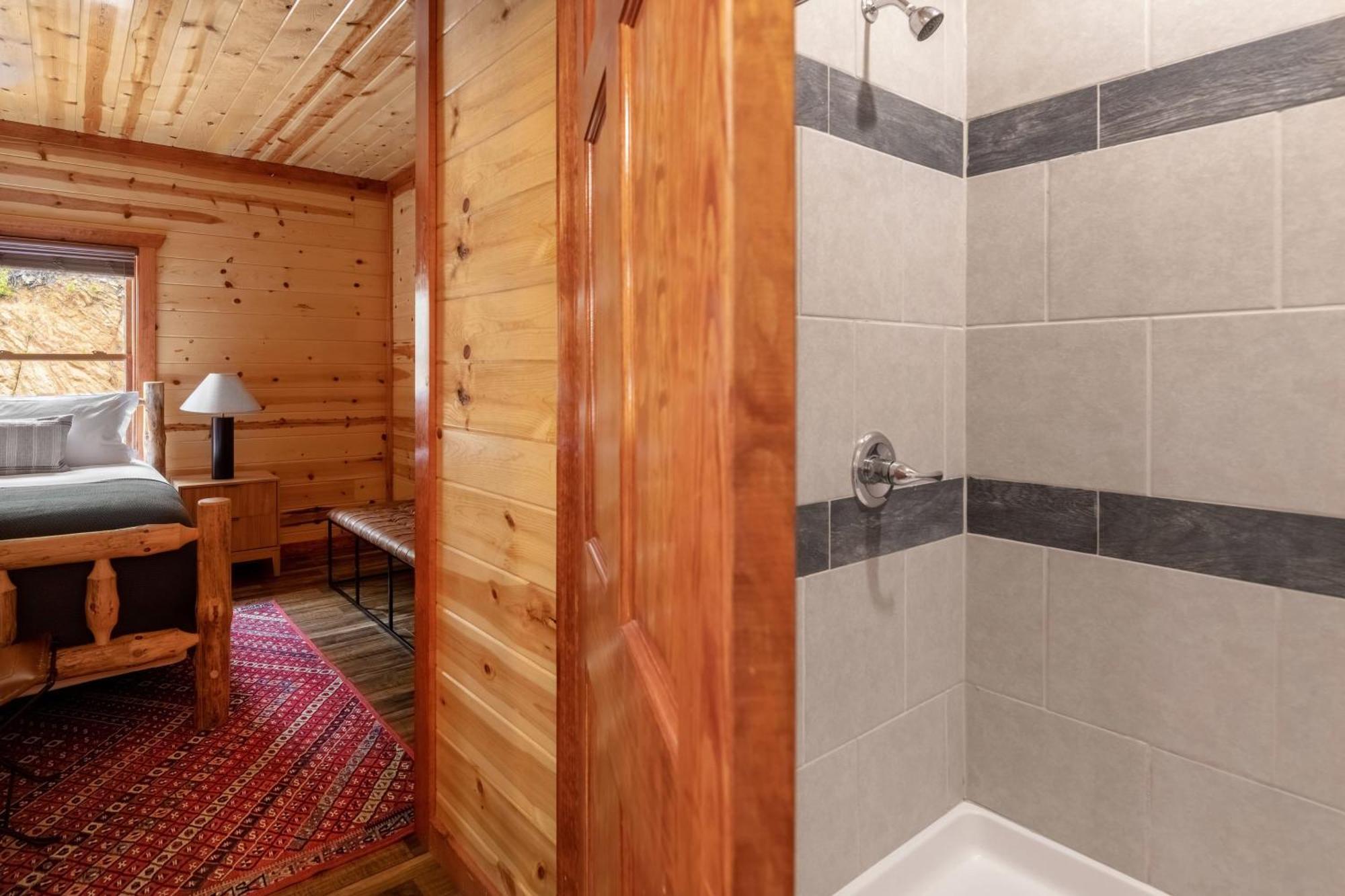 Sugarland By Avantstay Sleeps 28 Home Theatre Two Hot Tubs Indoor Pool Incredible Views 비둘기 포지 외부 사진