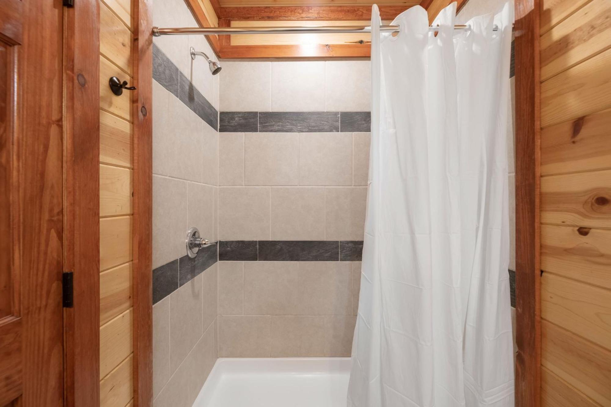 Sugarland By Avantstay Sleeps 28 Home Theatre Two Hot Tubs Indoor Pool Incredible Views 비둘기 포지 외부 사진
