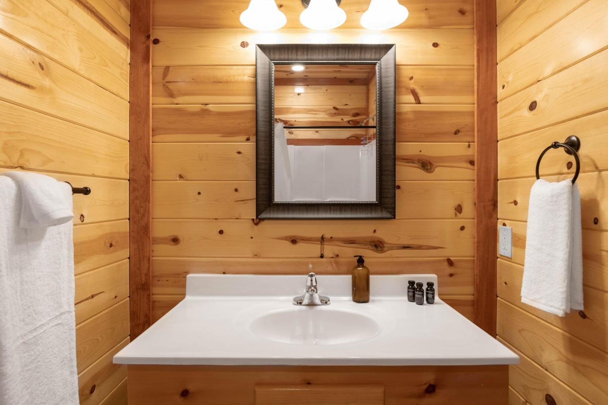 Sugarland By Avantstay Sleeps 28 Home Theatre Two Hot Tubs Indoor Pool Incredible Views 비둘기 포지 외부 사진