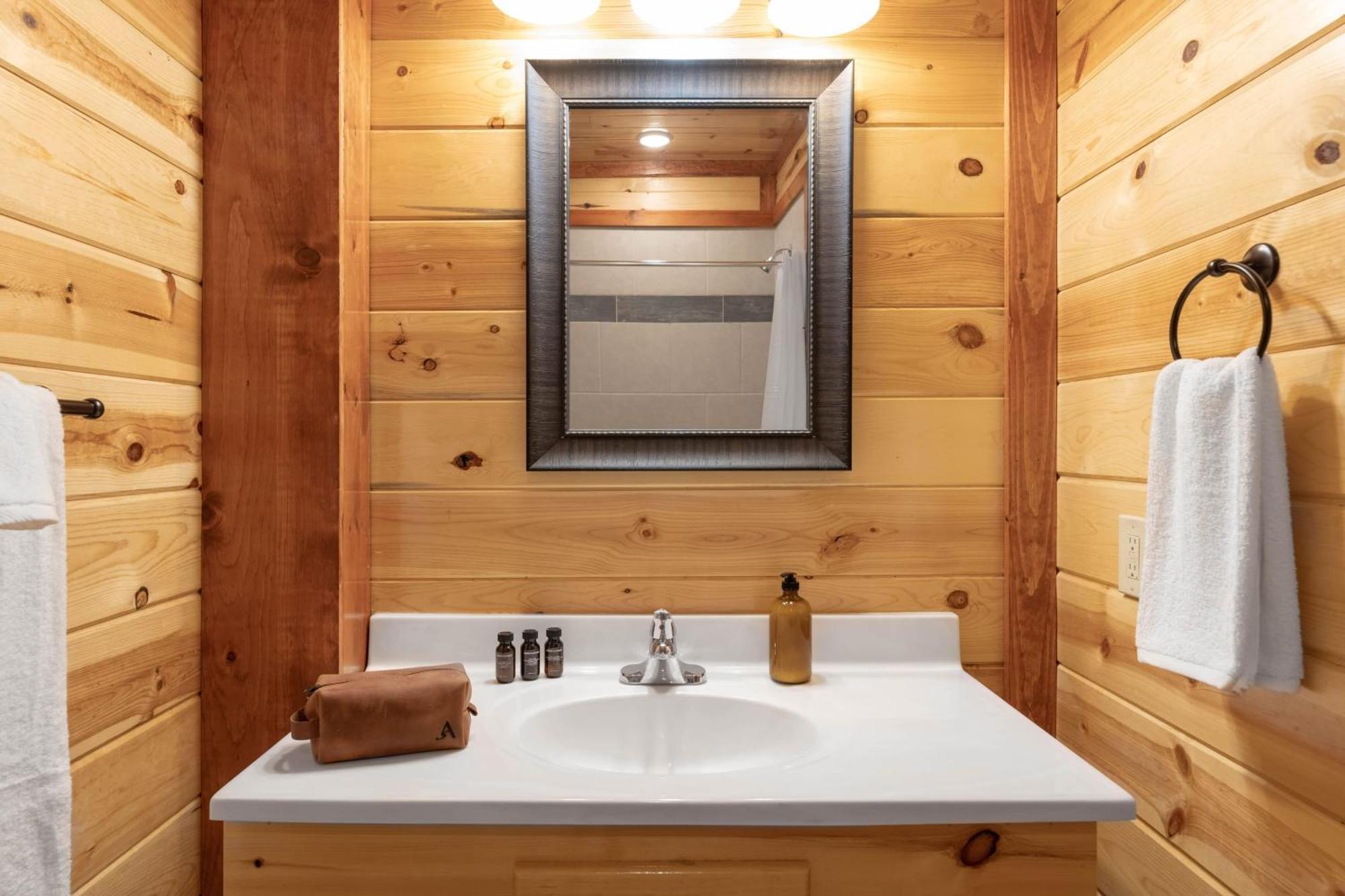 Sugarland By Avantstay Sleeps 28 Home Theatre Two Hot Tubs Indoor Pool Incredible Views 비둘기 포지 외부 사진