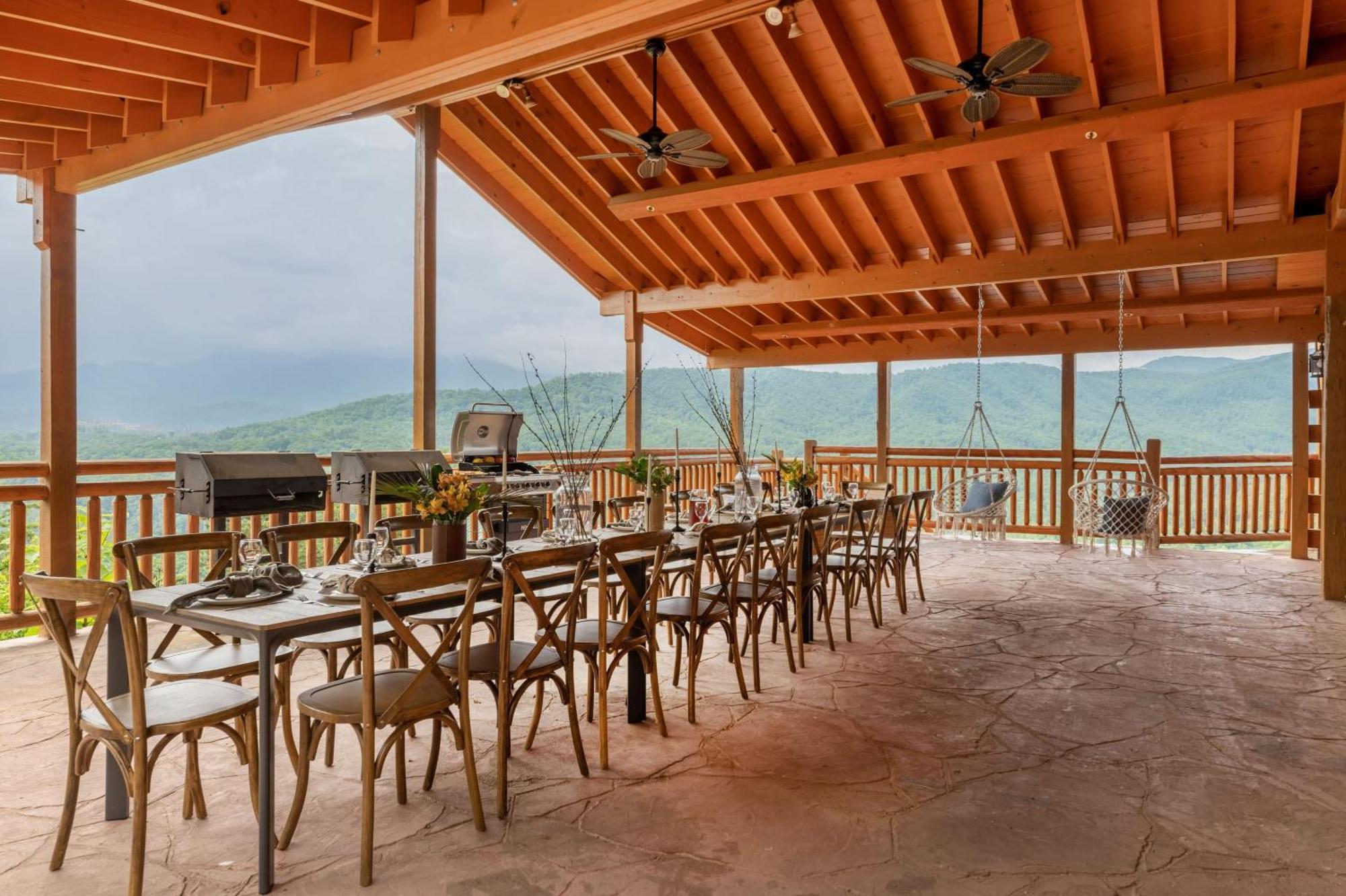 Sugarland By Avantstay Sleeps 28 Home Theatre Two Hot Tubs Indoor Pool Incredible Views 비둘기 포지 외부 사진